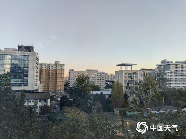 股速查 今天北京以晴朗天气为主 最高气温下降明显需添衣